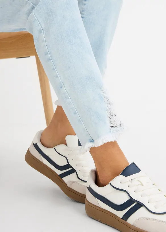 Mom jeans con effetto sdrucito, bonprix