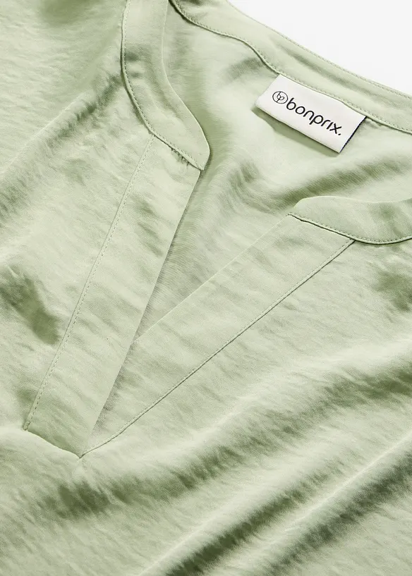 Blusa in satin a maniche corte, taglio morbido a spalle scese, bonprix