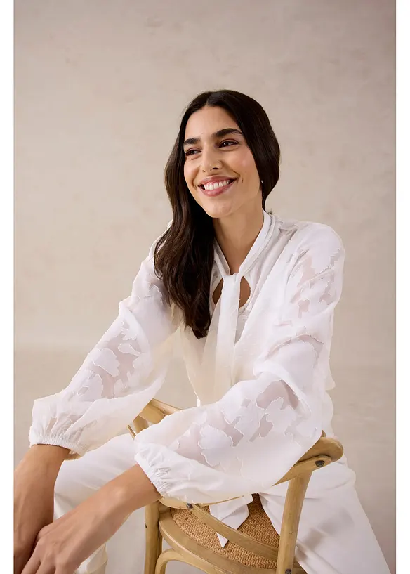 Blusa ricamata, bonprix