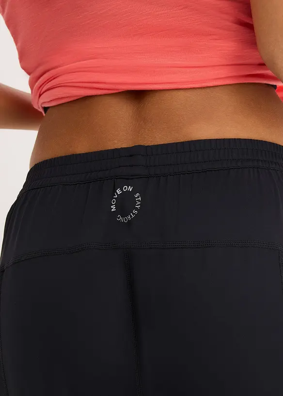Pantaloni sportivi comodi con gambe larghe, ad asciugatura rapida, bonprix