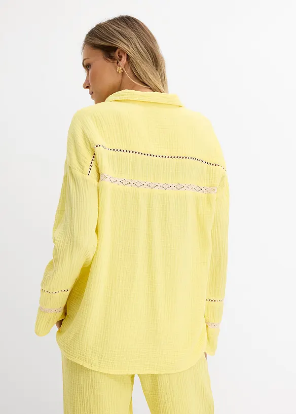 Blusa in mussola con inserti di pizzo, bonprix