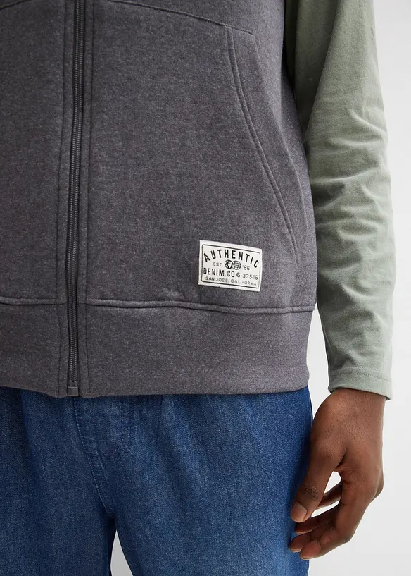 Gilet in felpa con cappuccio in misto cotone morbido, bonprix