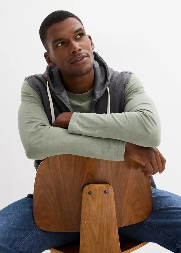 Gilet in felpa con cappuccio in misto cotone morbido, bonprix