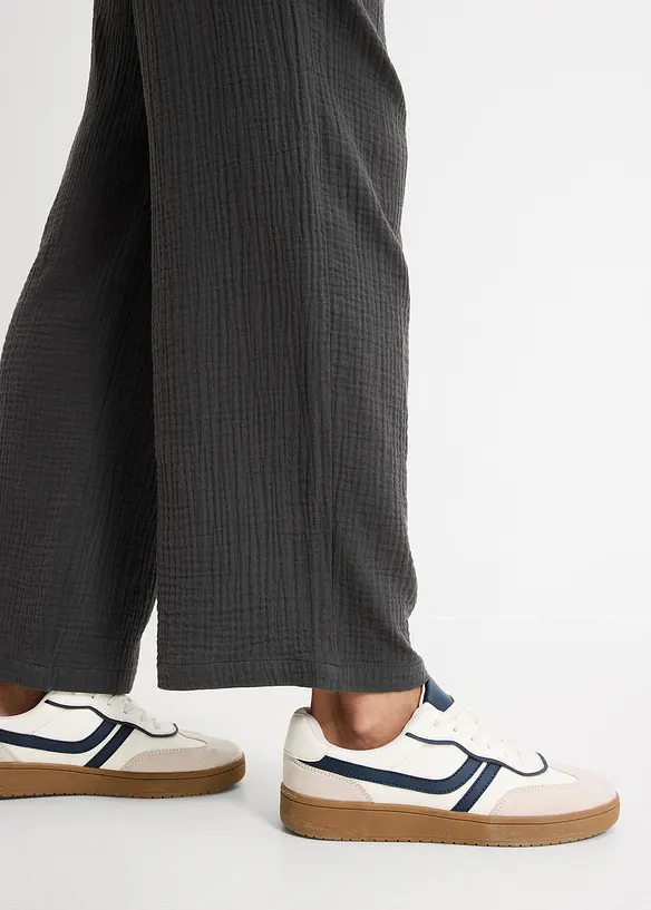 Pantaloni in mussola con elastico in vita, bonprix