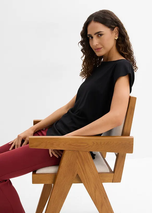 Top asimmetrico in punto di Roma, bonprix