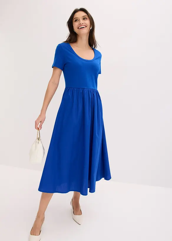 Abito in jersey di materiale misto con maniche corte e tasche, bonprix