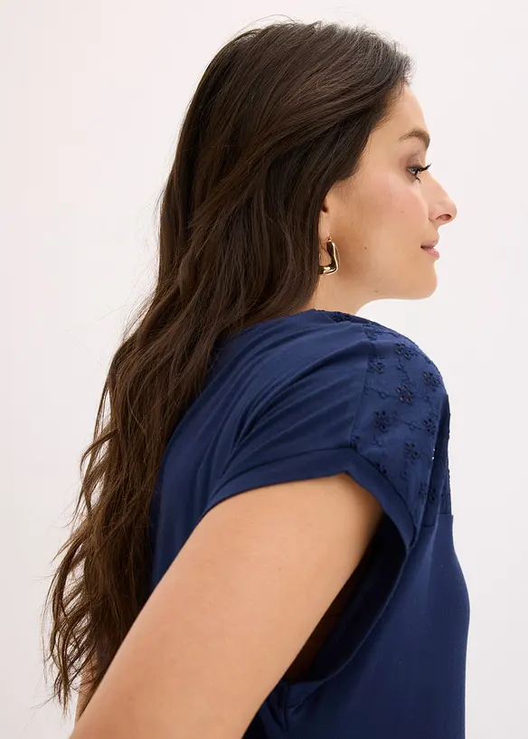 Maglia con inserto in pizzo di misto viscosa morbido, bonprix