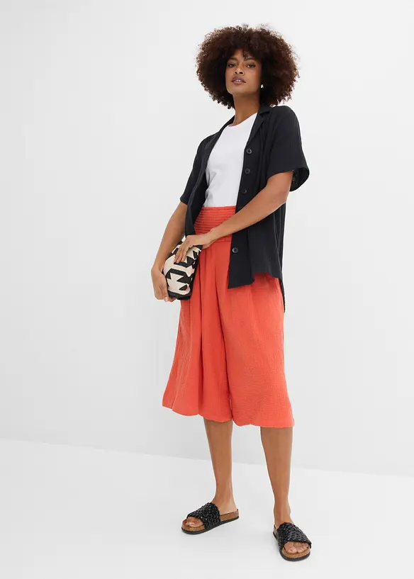 Pantaloni capri in soffice mussola, bonprix