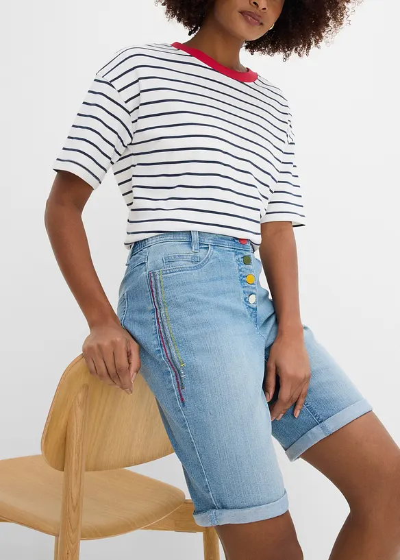 Bermuda in jeans con ricami e cinta comoda, vita media, bonprix