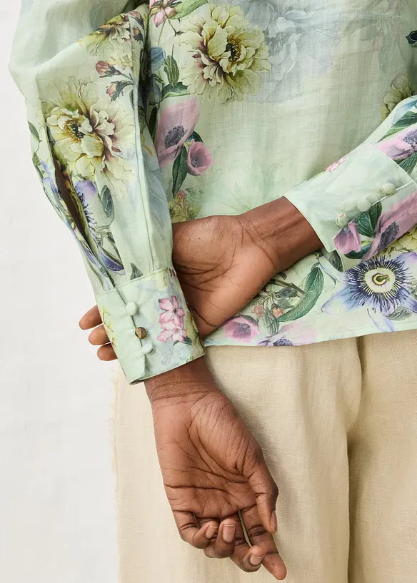 Blusa con volant in rami&egrave; rinfrescante, bonprix