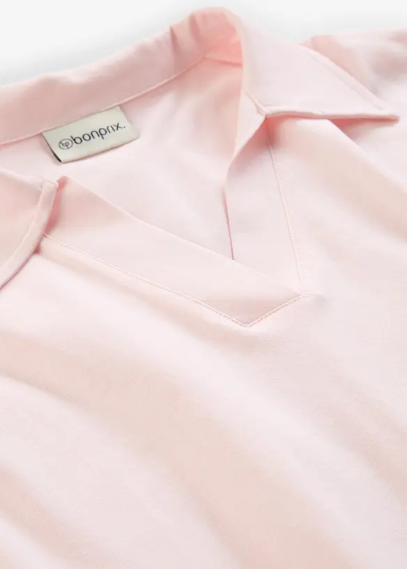 Polo dal taglio ampio con percentuale di seta, bonprix