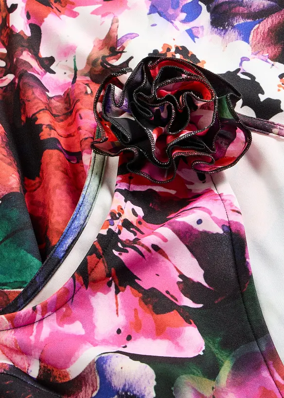 Abito da sera in cr&ecirc;pe operato con applicazione floreale, bonprix