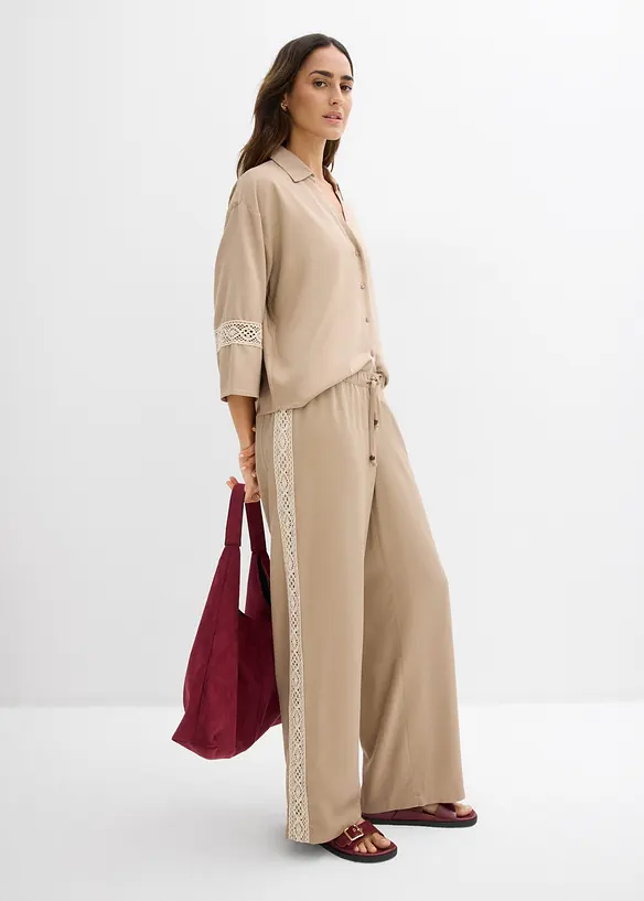 Pantaloni larghi in viscosa fluente, bonprix