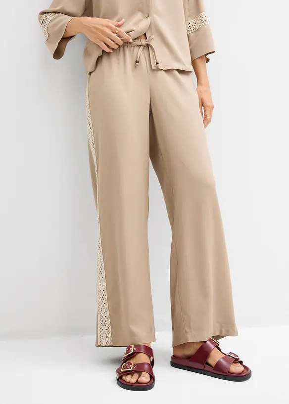 Pantaloni larghi in viscosa fluente, bonprix