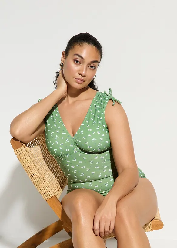 Costume intero con spalline larghe ed effetto modellante leggero, bonprix