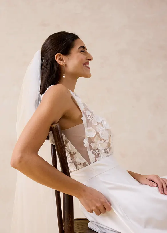 Abito da sposa in satin lucido con applicazione floreale, bonprix