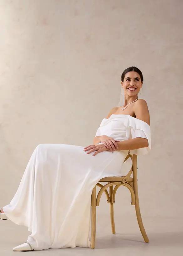 Abito da sposa in fine chifon con drappeggio, bonprix
