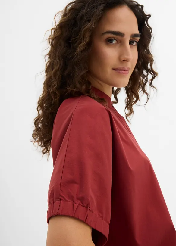 Blusa a maniche corte con spalle scese, bonprix