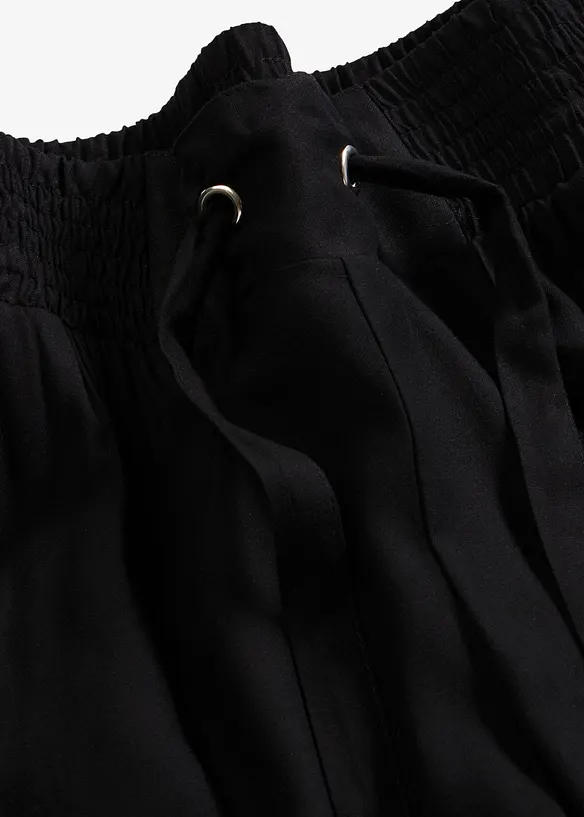 Bermuda in viscosa con cintura da annodare, bonprix