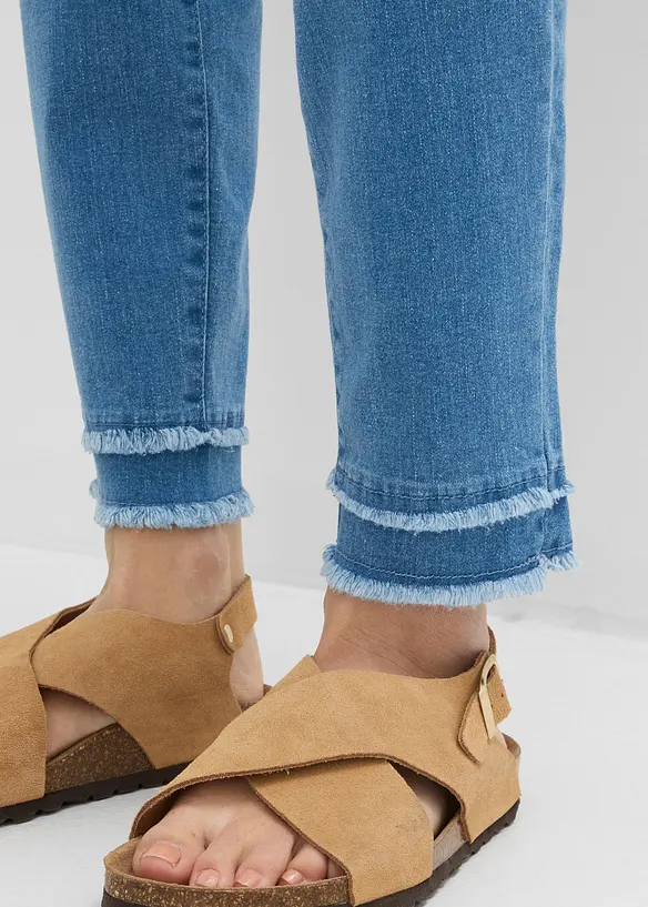Jeans cropped elasticizzati e ultra morbidi, bonprix