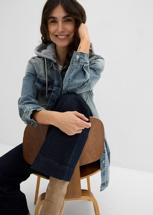 Giacca di jeans con cappuccio, bonprix