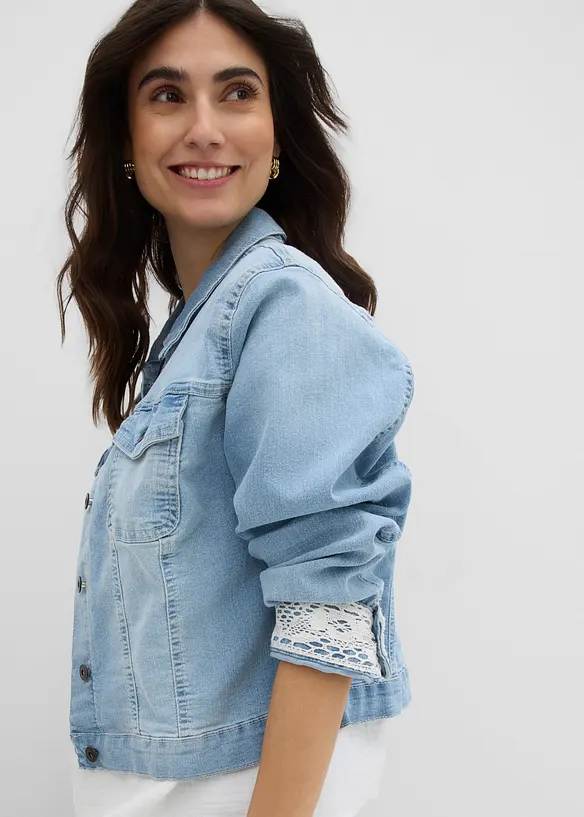 Giacca di jeans con inserto di pizzo, bonprix