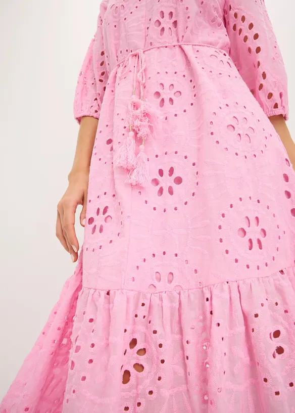 Abito midi in puro cotone con ricami traforati, bonprix