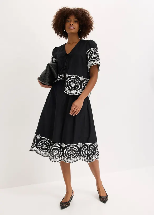 Gonna midi in puro cotone con ricami traforati, bonprix