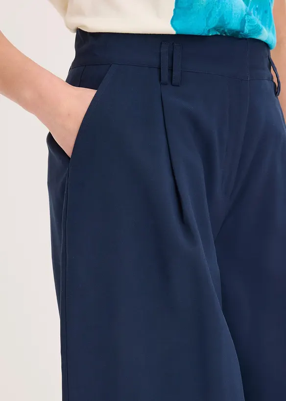 Bermuda in viscosa fluida, bonprix
