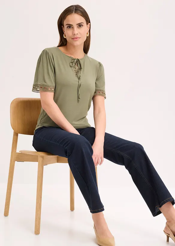 Maglia lunga con bordi in pizzo, bonprix