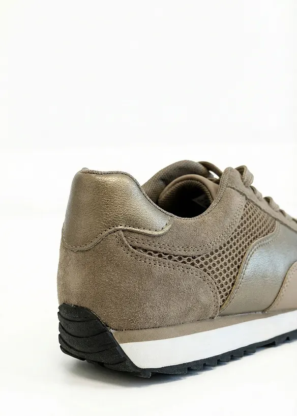 Sneaker con inserto in mesh, bonprix