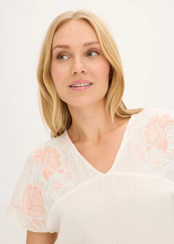 Blusa con ricamo floreale, bonprix