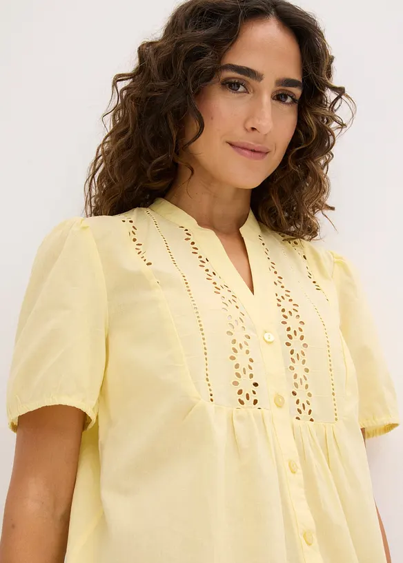 Camicetta con ricami traforati, bonprix