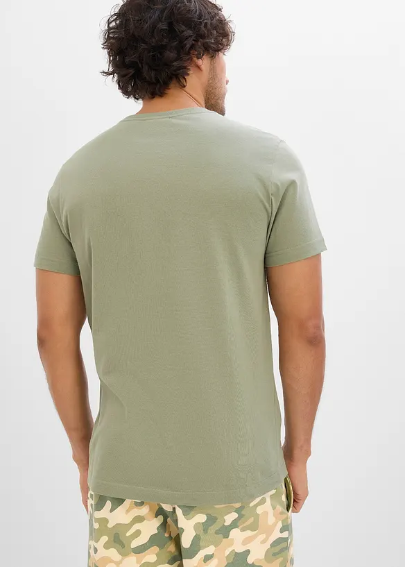 T-shirt slim fit in cotone biologico con taschino al petto, bonprix