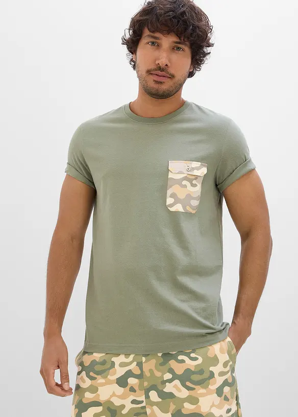 T-shirt slim fit in cotone biologico con taschino al petto, bonprix