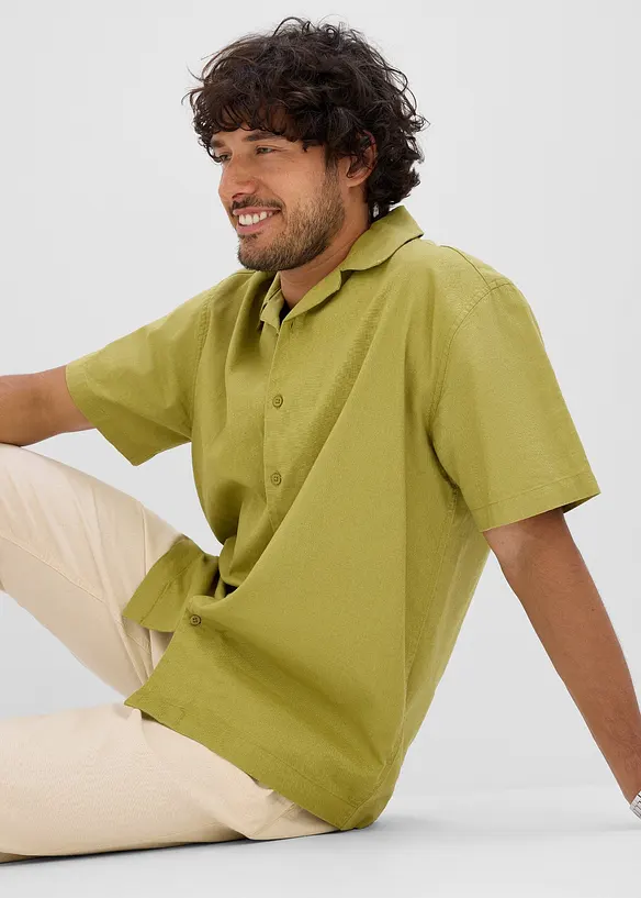 Camicia a maniche corte in misto lino leggero, loose fit, bonprix