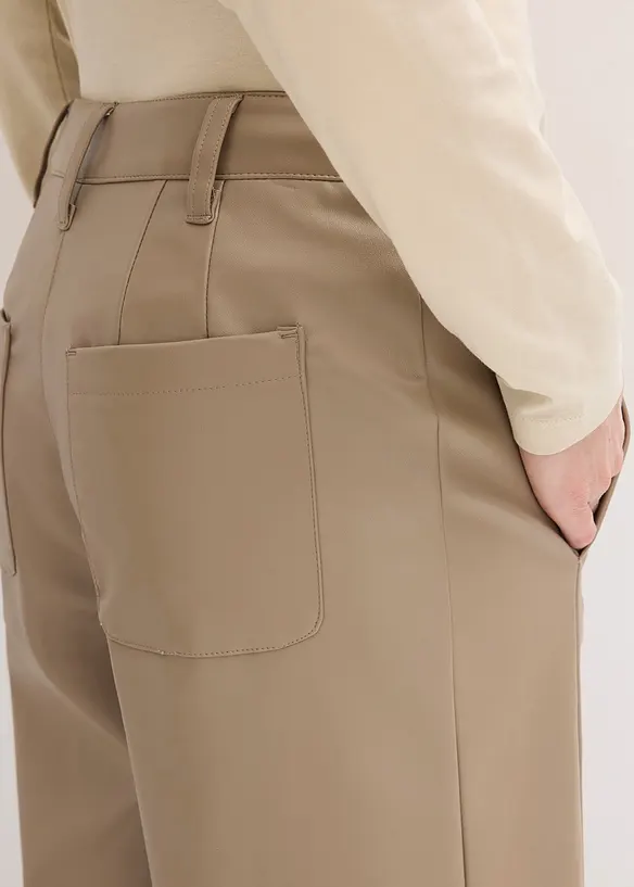 Pantaloni culotte in similpelle, bonprix