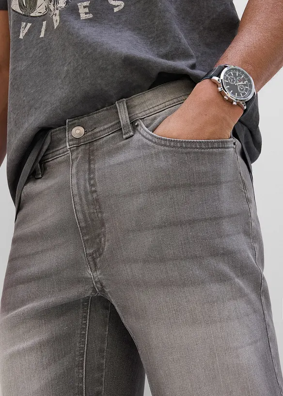 Bermuda di jeans elasticizzati con cavallo rafforzato, regular fit, bonprix