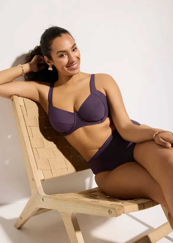 Bikini minimizer con slip a vita alta leggermente modellanti (set 2 pezzi), bonprix