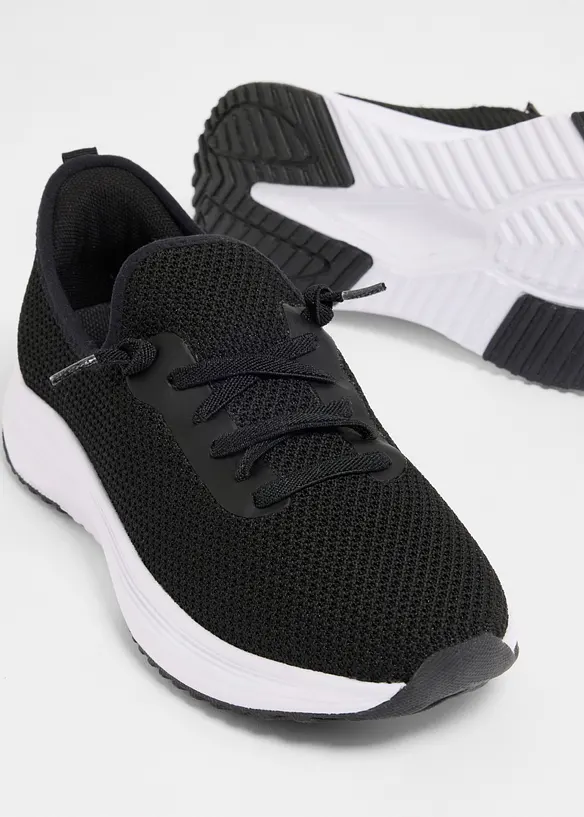 Sneaker comode in materiale morbido, bonprix