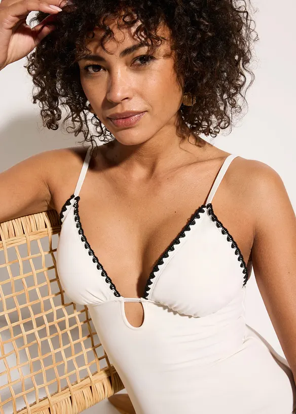 Costume intero con ricami, bonprix