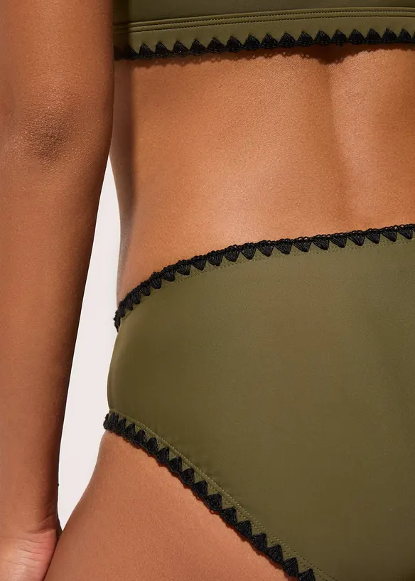Slip per bikini con ricamo, bonprix