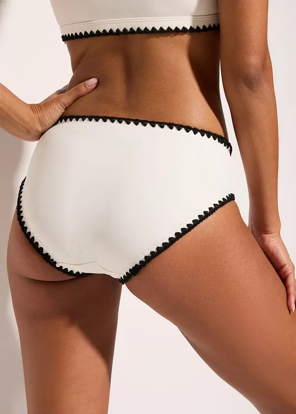 Slip per bikini con ricamo, bonprix