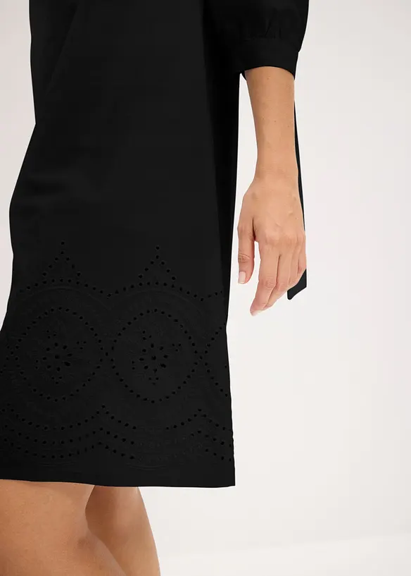 Abito a spalle scoperte in puro cotone con ricami traforati, bonprix