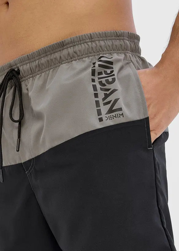 Pantaloncini da mare in color block, bonprix