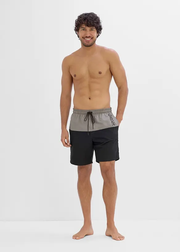 Pantaloncini da mare in color block, bonprix