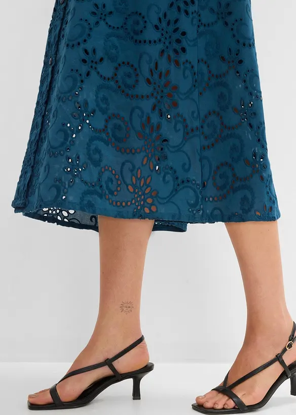 Abito con ricami traforati in puro cotone, bonprix