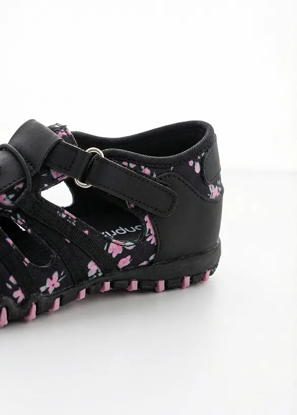 Slip on con suola profilata, bonprix