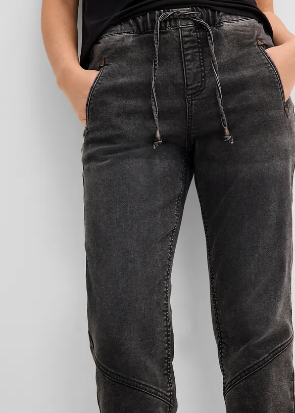 Jogger di jeans elasticizzati, vita media, bonprix