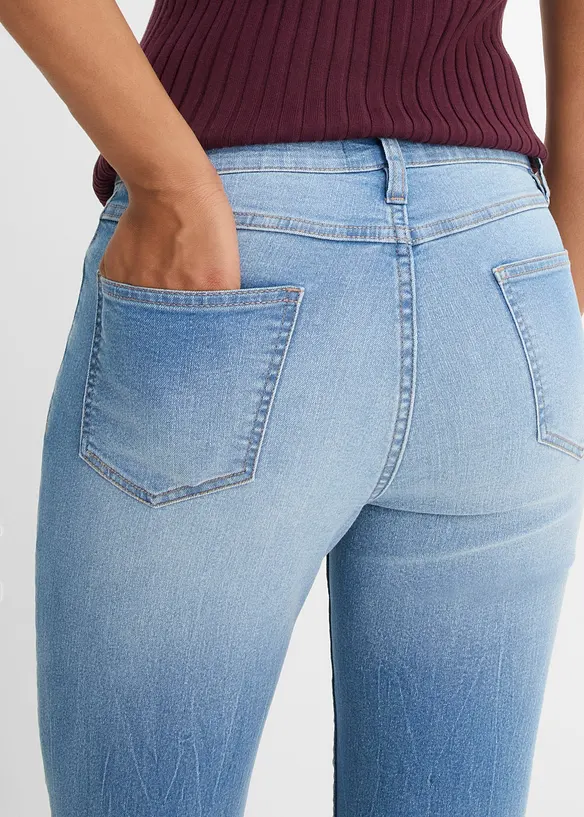 Jeans bootcut elasticizzati confortevoli, vita alta, bonprix